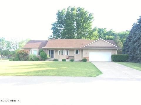 8711 Rivercrest Dr, Jenison, MI 49428 photo 1