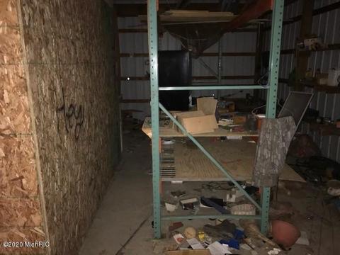 8236 Bradley Rd, Belding, MI 48809 photo 9