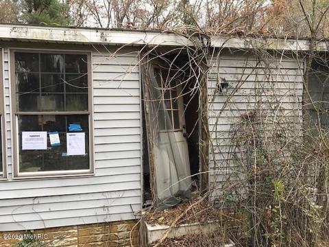 8236 Bradley Rd, Belding, MI 48809 photo 6