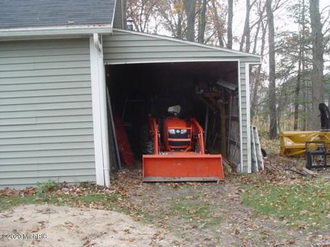 340 Phillips Dr, Trufant, MI 49347 photo 22