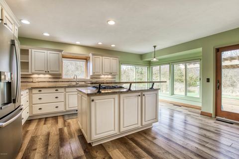 7673 Silverthorn Dr SE, Ada, MI 49301 photo 31