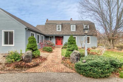 7673 Silverthorn Dr SE, Ada, MI 49301 photo 3