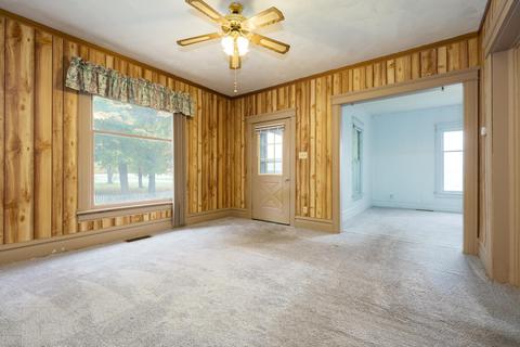 313 E Maple St, Climax, MI 49034 photo 6