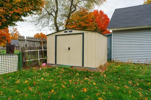 313 E Maple St, Climax, MI 49034 photo 33