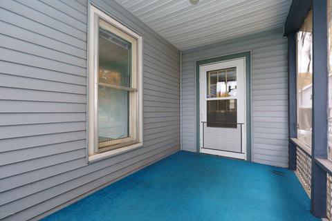 313 E Maple St, Climax, MI 49034 photo 4