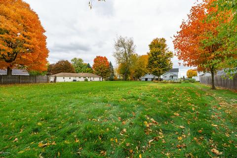 313 E Maple St, Climax, MI 49034 photo 42