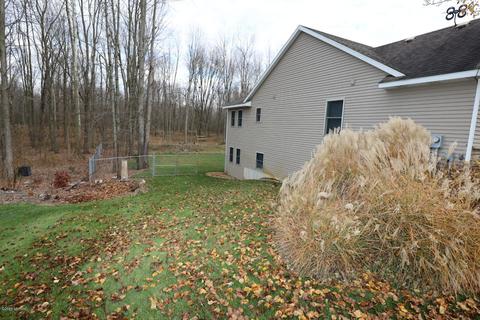 4093 Sandy Ridge Dr, Dorr, MI 49323 photo 6