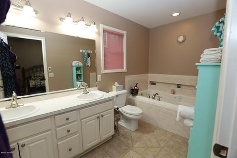 4093 Sandy Ridge Dr, Dorr, MI 49323 photo 17