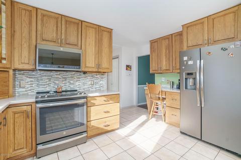 6460 Ormada Dr, Kalamazoo, MI 49048 photo 10