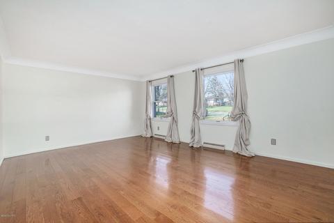 6460 Ormada Dr, Kalamazoo, MI 49048 photo 5