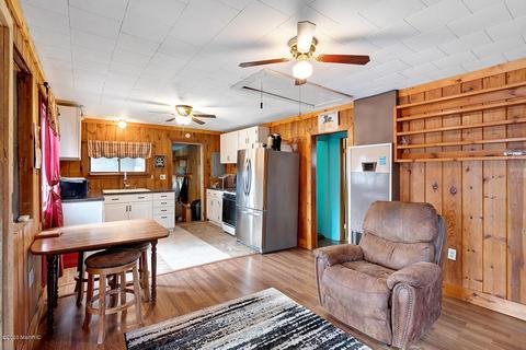 412 Adele Dr, Trufant, MI 49347 photo 8