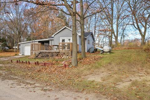 412 Adele Dr, Trufant, MI 49347 photo 22