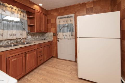 8080 E Day Rd, Bellevue, MI 49021 photo 3
