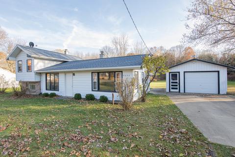 8080 E Day Rd, Bellevue, MI 49021 photo 1
