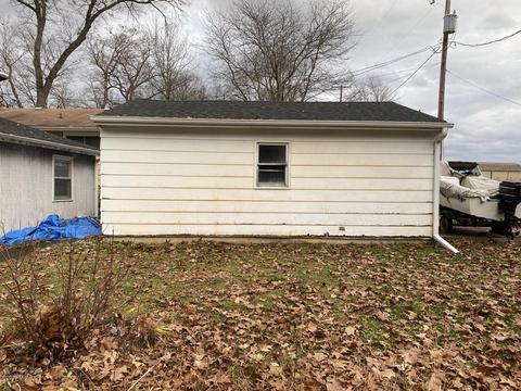 28484 S S Shr, Gobles, MI 49055 photo 4