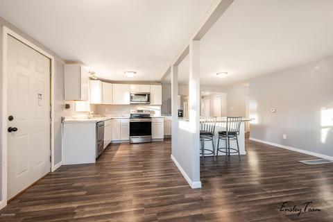 509 E Forrest St, Edmore, MI 48829 photo 8