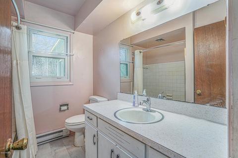 9211 28th St SE, Ada, MI 49301 photo 16