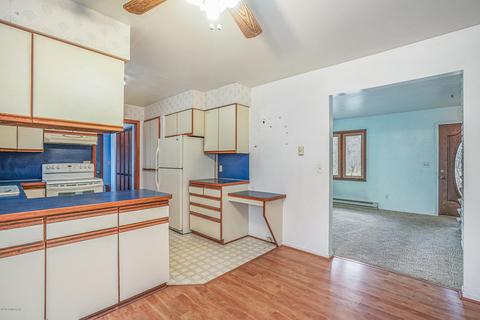 9211 28th St SE, Ada, MI 49301 photo 11