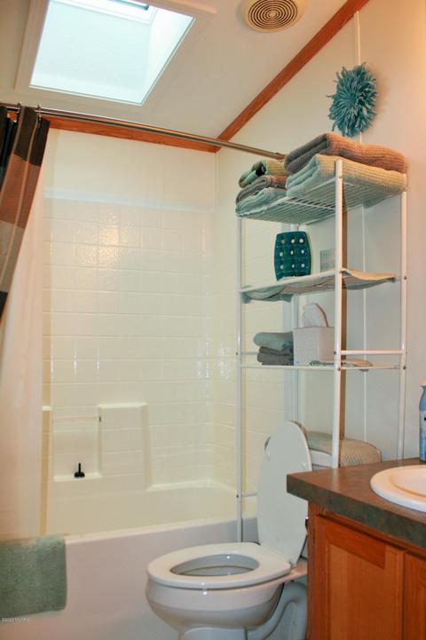 9247 Weeks Rd, Olivet, MI 49076 photo 28