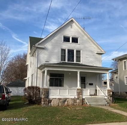 112 Lynn St, Reading, MI 49274 photo 2