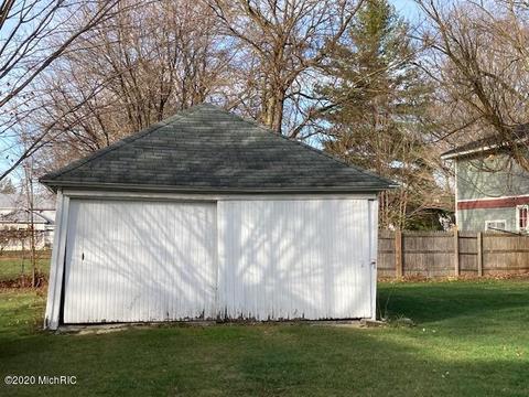 112 Lynn St, Reading, MI 49274 photo 6