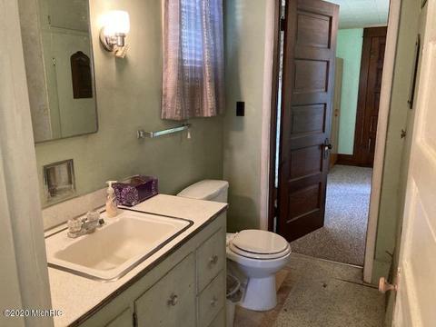 112 Lynn St, Reading, MI 49274 photo 8