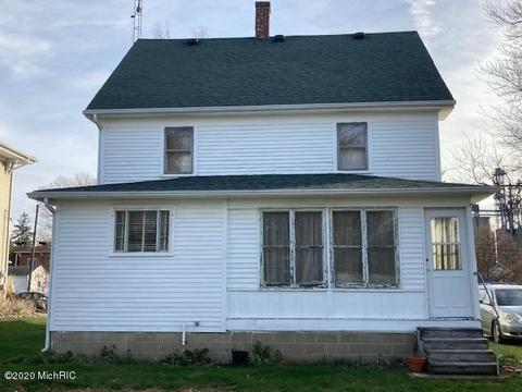 112 Lynn St, Reading, MI 49274 photo 5