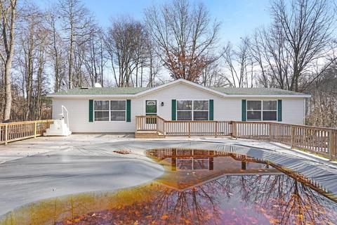 9240 Ingalls Rd, Belding, MI 48809 photo 1