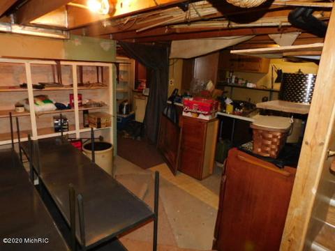 1265 Maple Rd, Manistee, MI 49660 photo 37