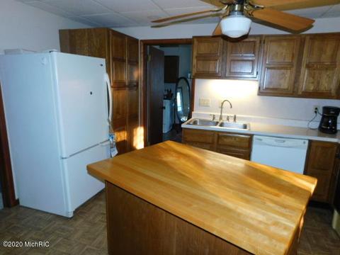 1265 Maple Rd, Manistee, MI 49660 photo 15