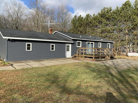 613 2nd St, Plainwell, MI 49080 photo 2