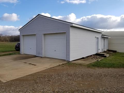 61689 Roberts Rd, Three Rivers, MI 49093 photo 3