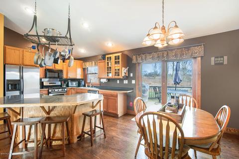 18243 D Dr S, Marshall, MI 49068 photo 7