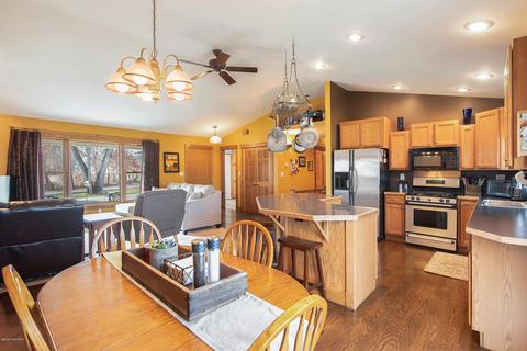 18243 D Dr S, Marshall, MI 49068 photo 8