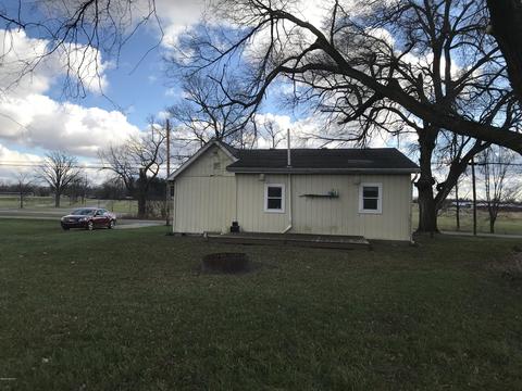 532 S Elm St, Ithaca, MI 48847 photo 6