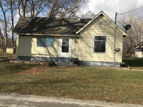 532 S Elm St, Ithaca, MI 48847 photo 2