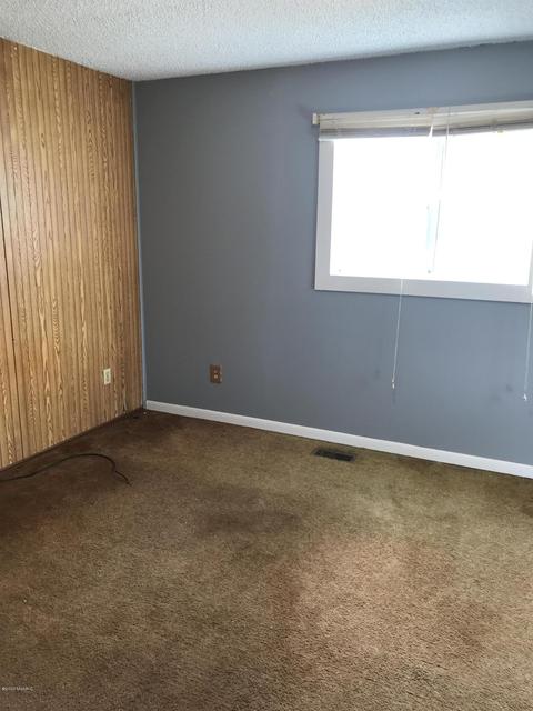 532 S Elm St, Ithaca, MI 48847 photo 26