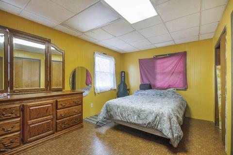 1012 E Main St, Lowell, MI 49331 photo 6