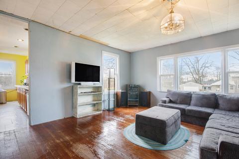 1012 E Main St, Lowell, MI 49331 photo 3