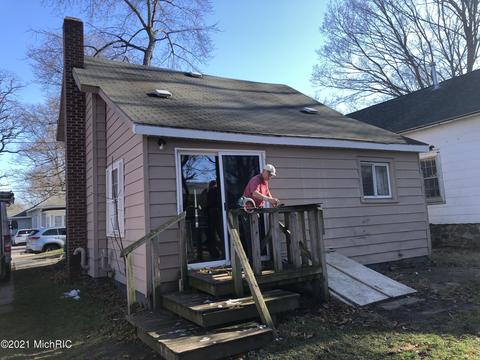 315 N Main St, Buchanan, MI 49107 photo 12
