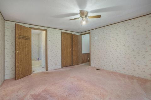 1049 W Ab Ave, Plainwell, MI 49080 photo 8