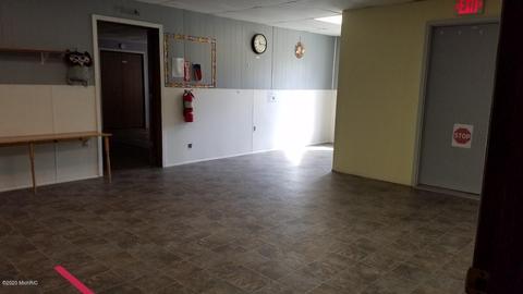 1009 James St, Belding, MI 48809 photo 13
