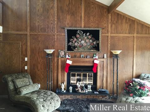 310 Geething Ln, Dowling, MI 49050 photo 8