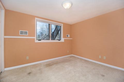 87 Royal Rd, Springfield, MI 49037 photo 33