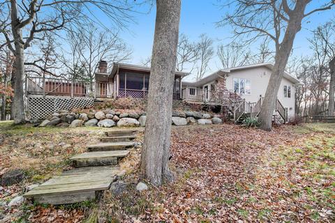 87 Royal Rd, Springfield, MI 49037 photo 10