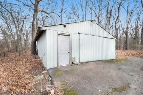 87 Royal Rd, Springfield, MI 49037 photo 34