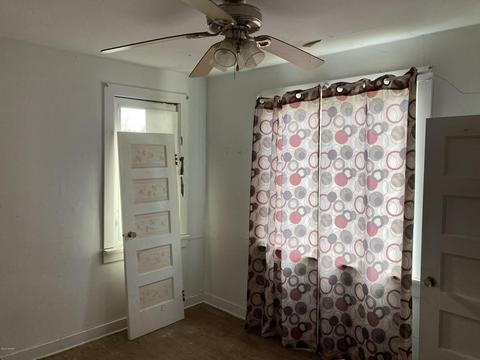 68 N State St, Hesperia, MI 49421 photo 5
