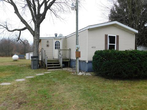 4212 E 124th St, Grant, MI 49327 photo 1