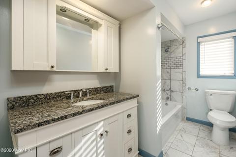 30989 Brandywine Rd, Gobles, MI 49055 photo 10