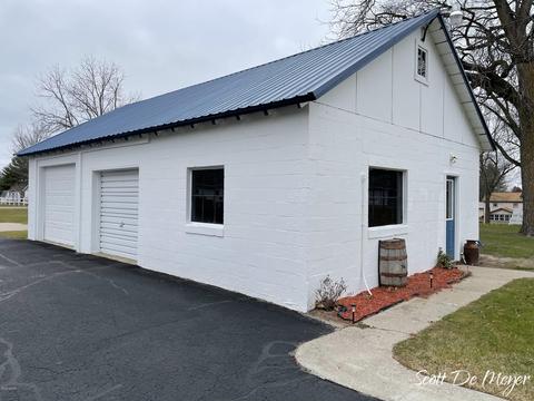218 S First St, Edmore, MI 48829 photo 33